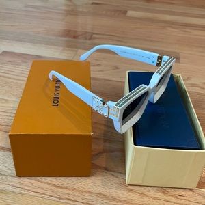 Louis Vuitton millionaire glasses white